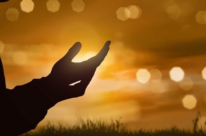 Hijrah Diri Harian, 5 Langkah Kecil yang Terbukti Ubah Karakter Muslimah